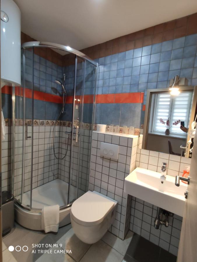 Aparthotel Cross Street 4 Lubiana Esterno foto